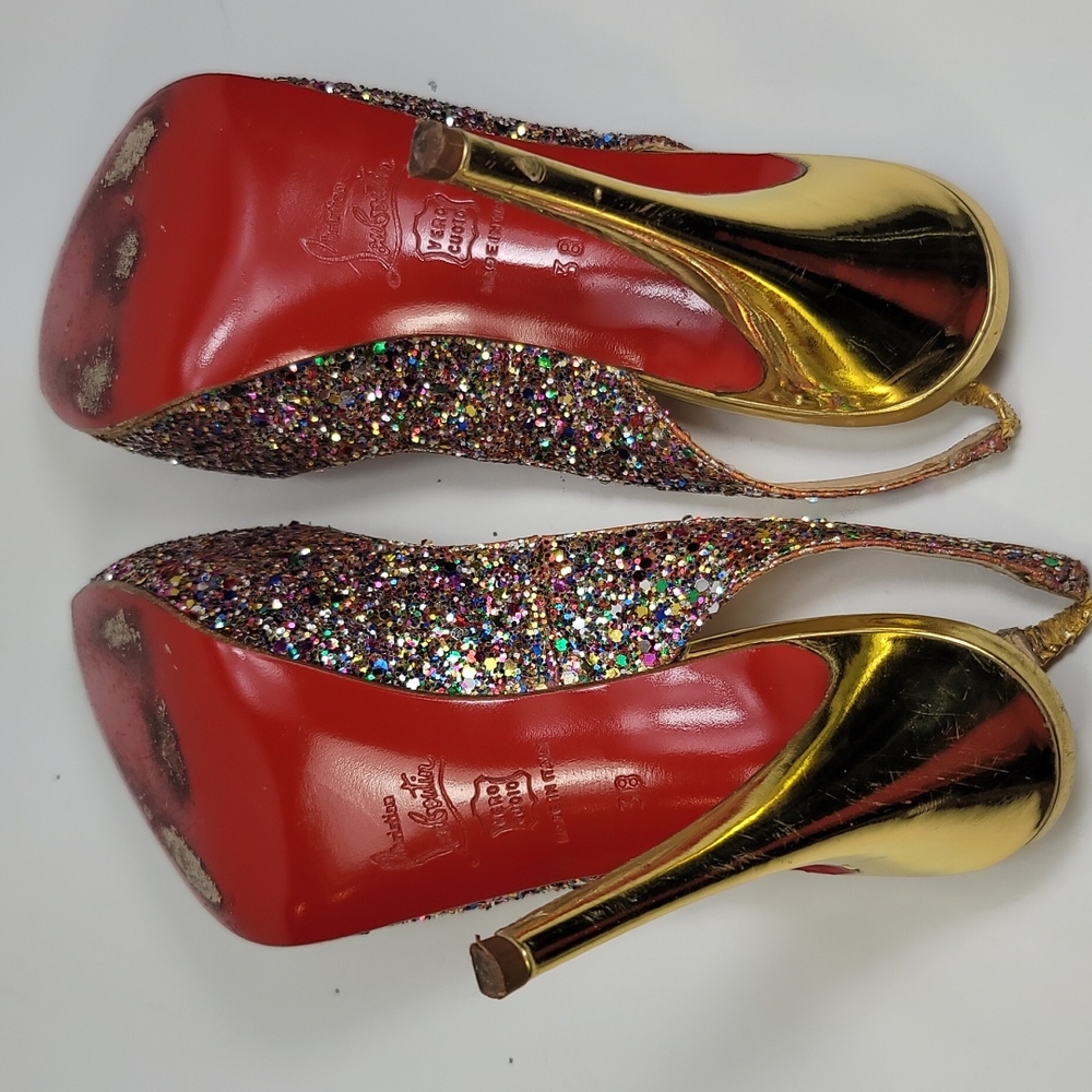 CHRISTIAN LOUBOUTIN Gold Glitter N Prive Peep-Toe Slingback 4.5" Heels / Size 38 - Picture 9 of 11